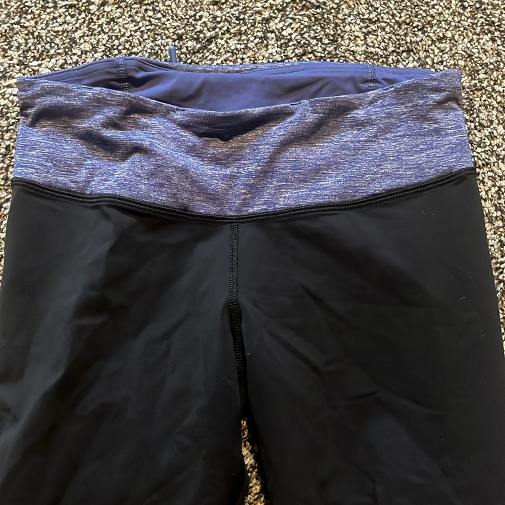 Lululemon Crop Leggings - Picture 7 of 8